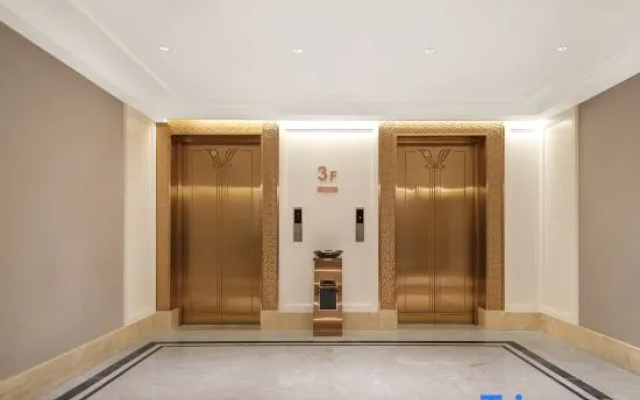 Vienna Hotel (Hechi Donglan Branch)