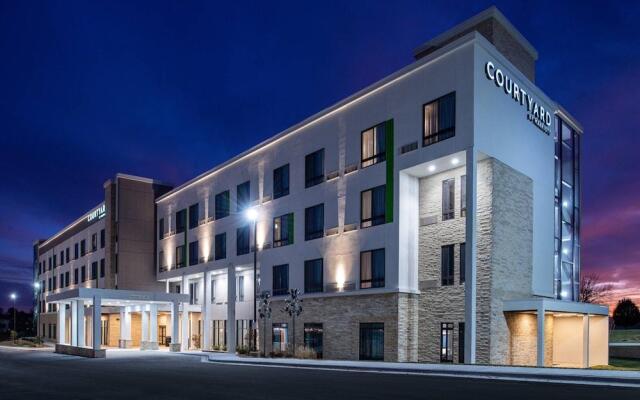 Courtyard by Marriott Kansas City Olathe