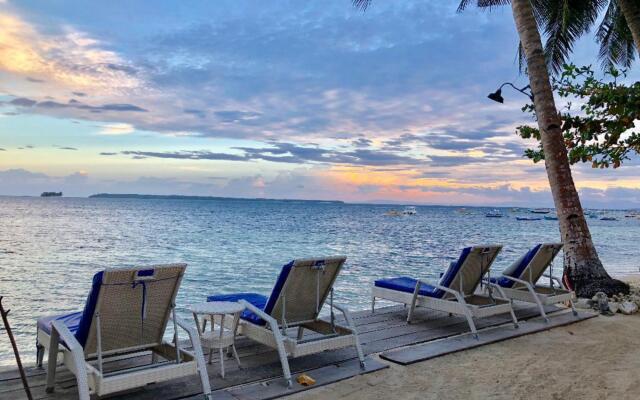 Cherinicole Beach Resort
