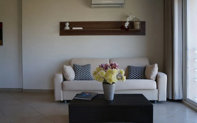 Residence Salina Bay