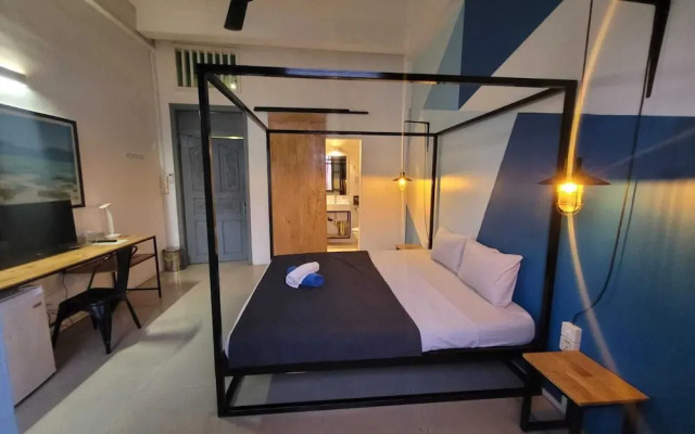 The Place Hostel & Rooftop Bar