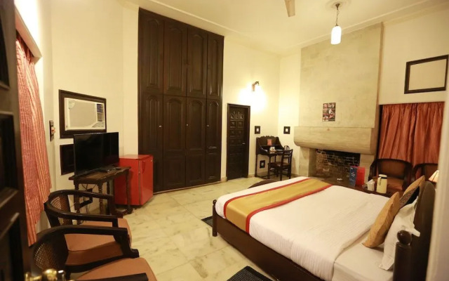 OYO 8844 Meadows Inn