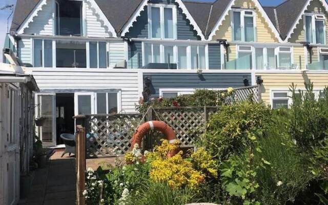 Beautiful 4-bed House in Walton on the Naze