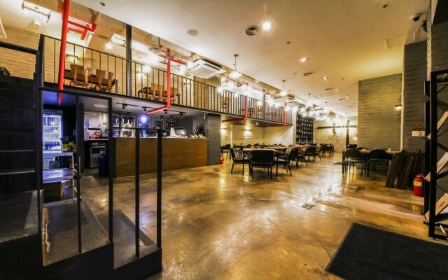 Starhills Hotel