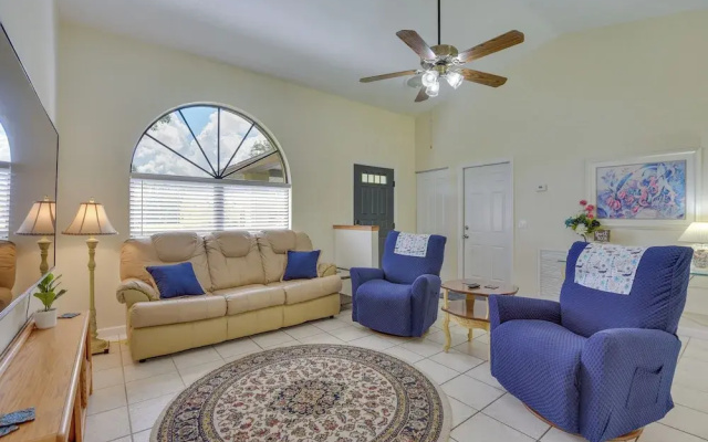 12 Mi to Beach: Home w/ Patio & Yard in Bradenton