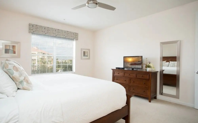Vista Cay Diamond 3 Bedroom Condo