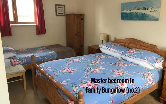 Court Farm Holiday Bungalows Ltd