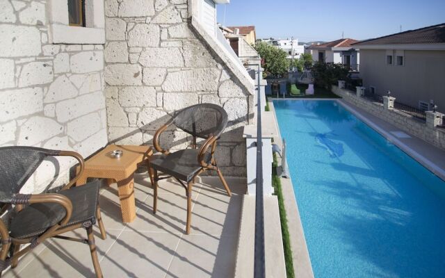 Fizzio Alacati Hotel