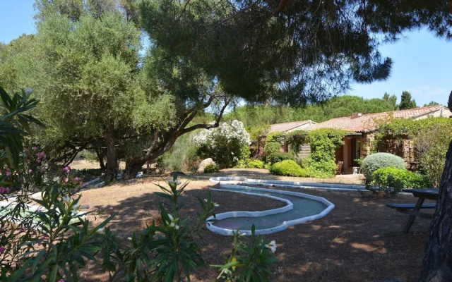 Apartment in Serra-di-ferro Near Cupabia Beach