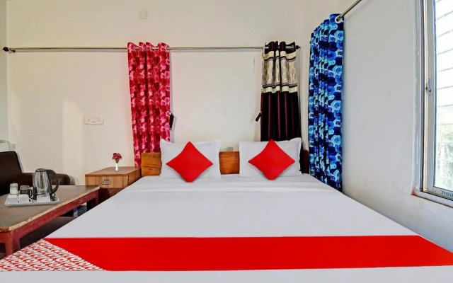 Oyo Flagship 807132 D.M.2 Resort