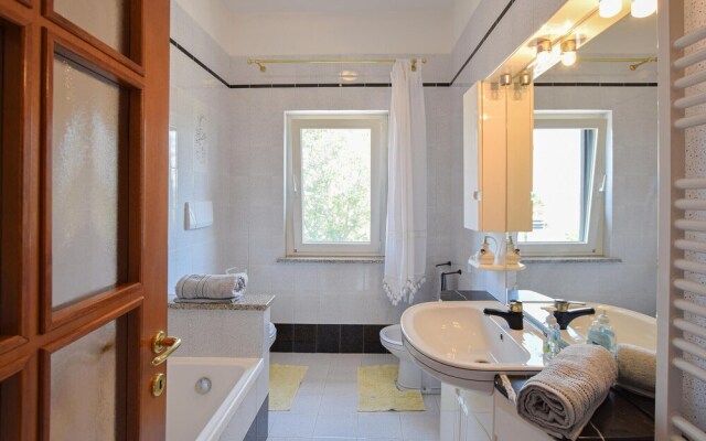 Awesome Apartment in Grado With Wifi and 2 Bedrooms