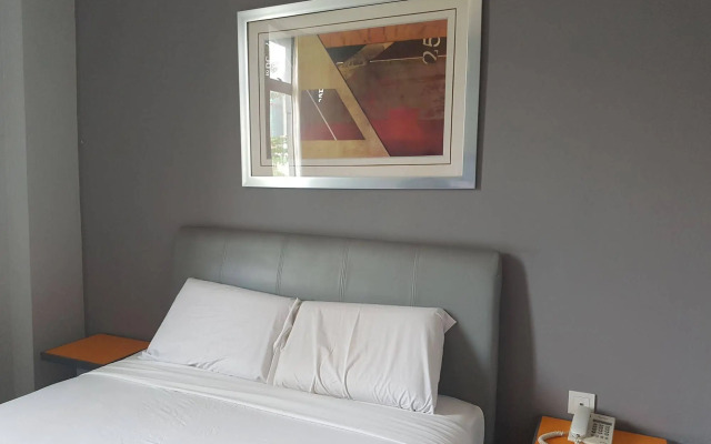 U Pac Hotel