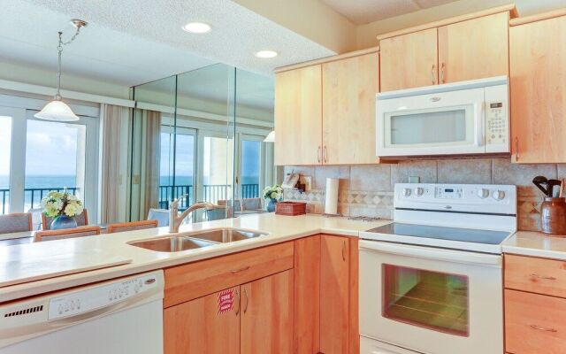 Coastal Condo with Ocean Viewing Pleasure by RedAwning
