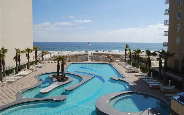 Crystal Tower 1303 by RedAwning