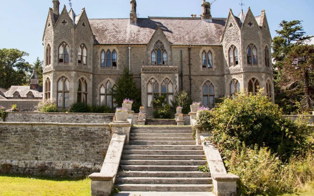 Mellington Hall Country House Hotel