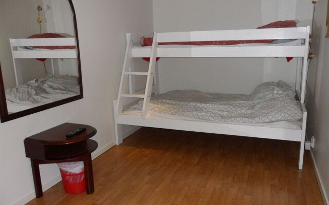 3 Star Hostel