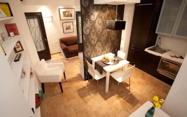 Colosseum Secret Apartment
