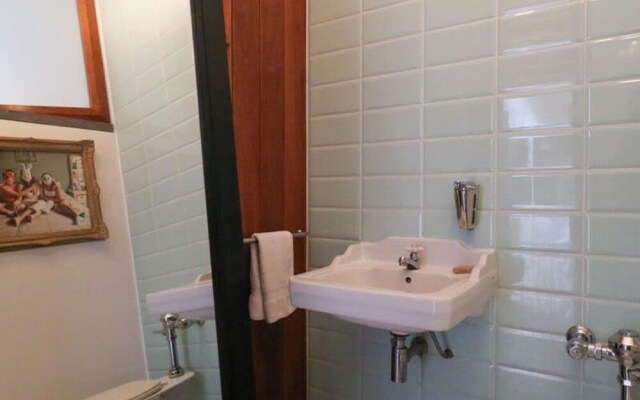 w Luxury 3BR House With Terrace in Miraflores