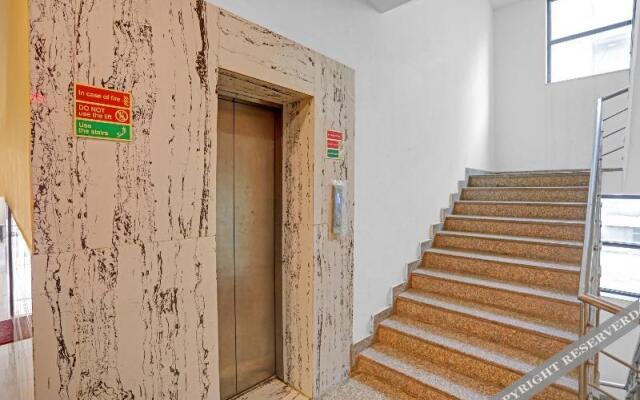 Collection O 82685 Hotel Shiv Shiva Residency