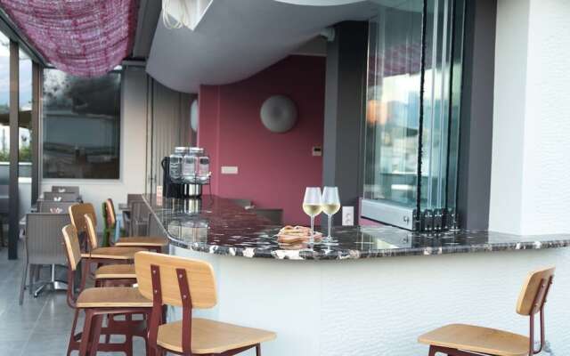 AD Luxury Rooms & Suites
