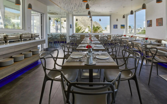 Kouros Village Hotel - Adults Only