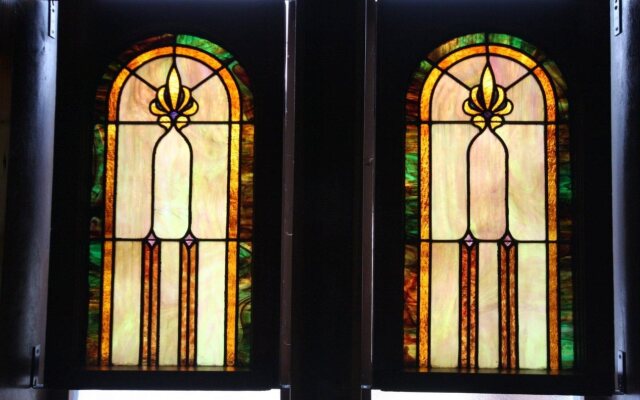 Mcgrady Inn - Bed And Breakfast