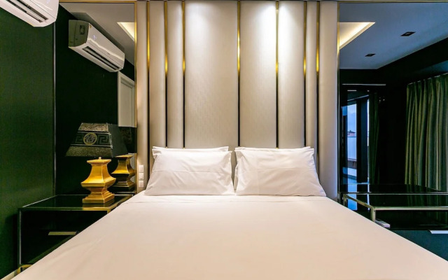 Modern duplex w/jacuzzi 240m beach JRR410