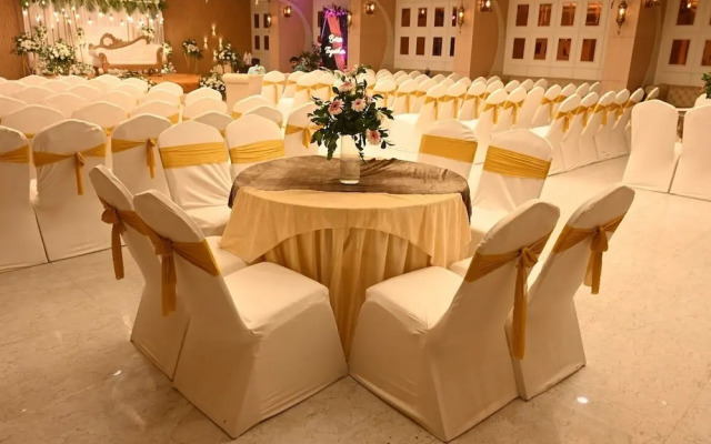 Sethi Grand Hotel