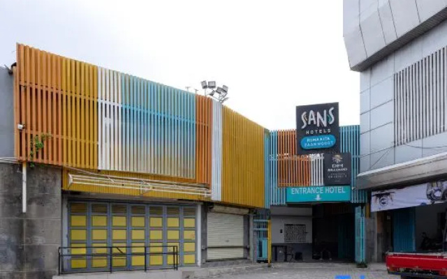 Sans Hotel Rumah Kita Daan Mogot – Exterior – Jakarta