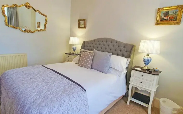 Fleurie Guest House