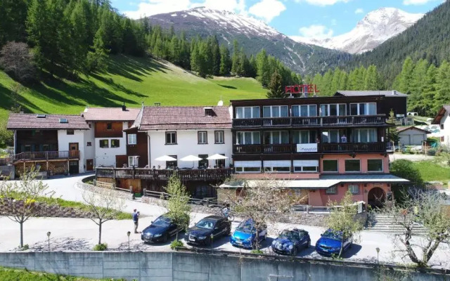 Hotel Sonnenhalde