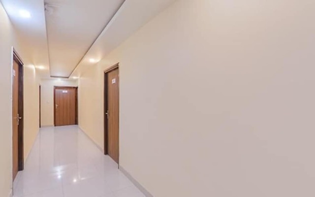 FabHotel The Gahmar Inn