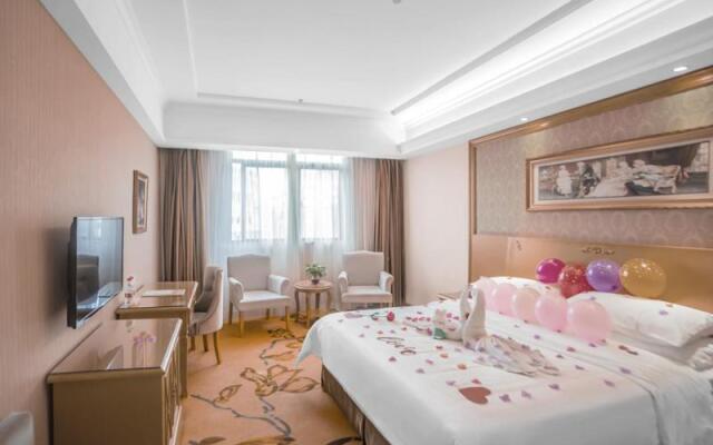 Vienna Hotel Shenzhen Buji Ganli Road Branch