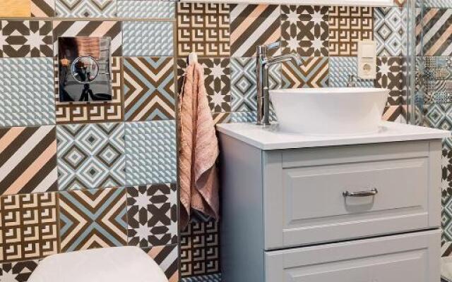 MORRISON apartment/15 guests/7bedrooms/Riga Old Town