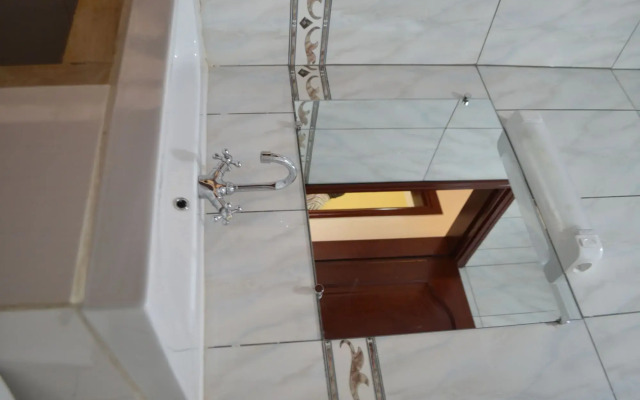 Le Best Hotel