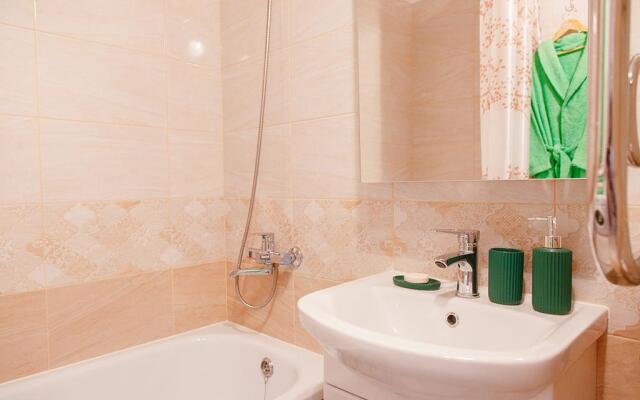 Пять Звёзд в Советском 9/1