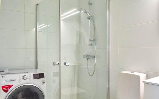 Stunning Apartment in Skulestadmo With Wifi and 3 Bedrooms
