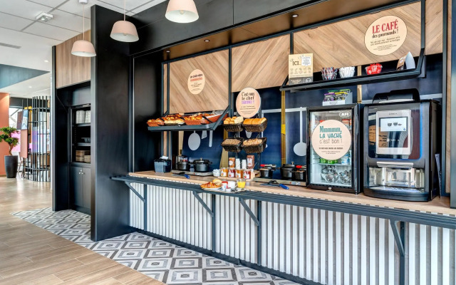 B&B HOTEL Paris Ivry Quai de Seine