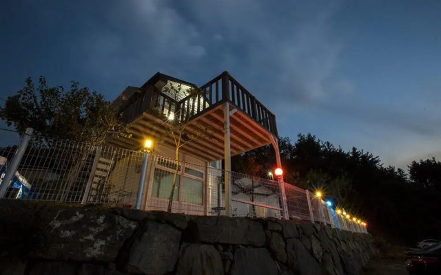 Bada and Noul Pension