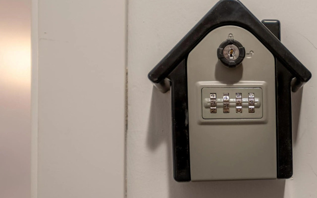 Modern Penthouse with Private Terrace