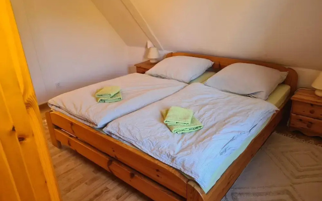 Krusenhagen Apartment With Garden