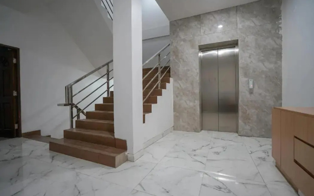 Residence 8 By Zuzu