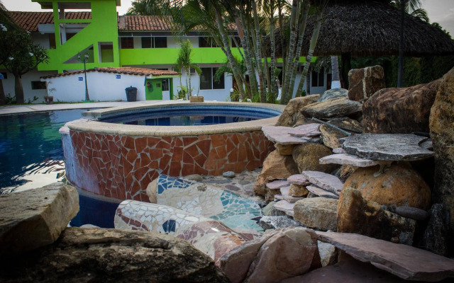 Suites & Hotel Punta Esmeralda