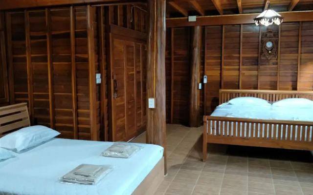 Huanmaisakngam Resort