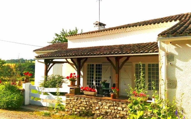 House With 2 Bedrooms in Lannes, With Furnished Garden