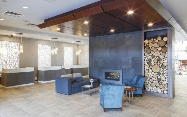 DoubleTree by Hilton Rochester