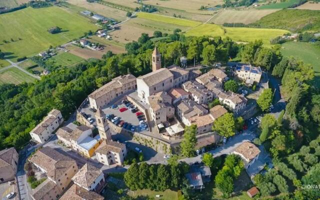 Valle del Metauro Country House