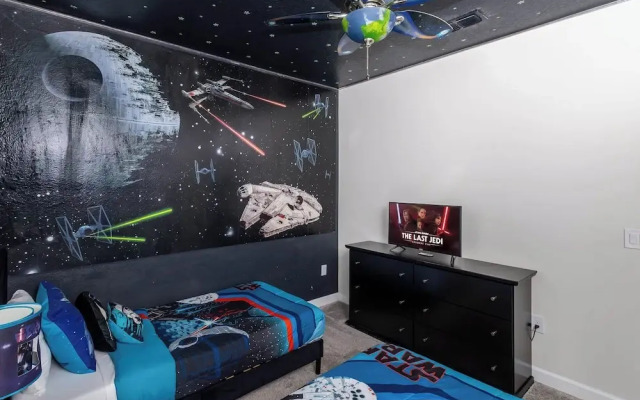 Storeybook Escape Sleeps 11!