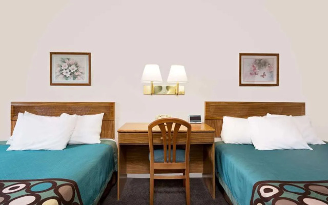 Super 8 Long Prairie