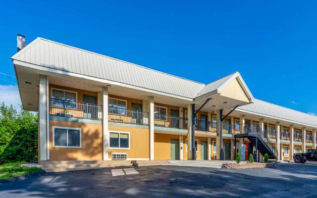 Econo Lodge East Ridge